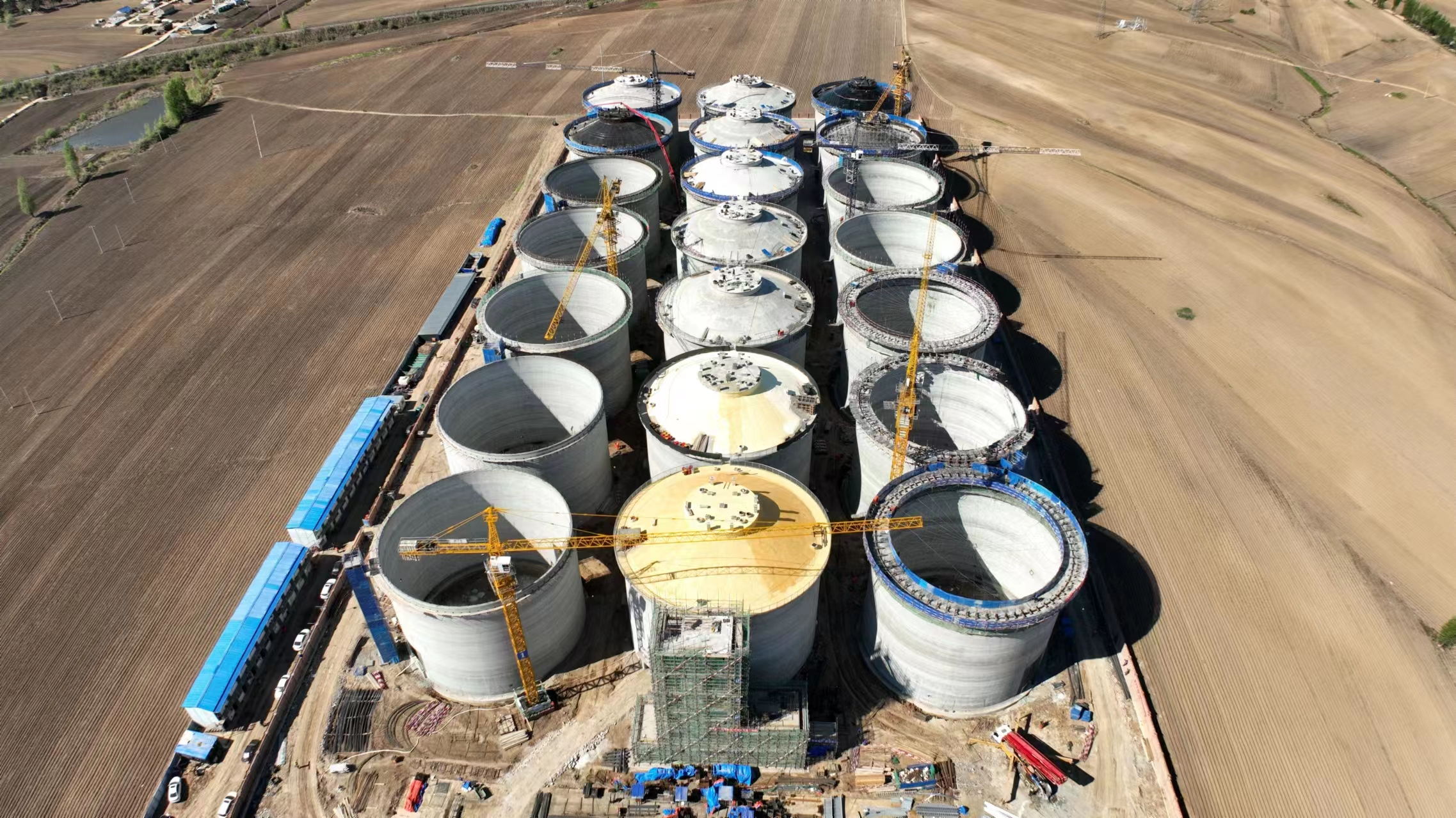 國(guó)信裝配|2024年5月9日國(guó)信裝配式公司中儲(chǔ)糧項(xiàng)目滑模工作正式結(jié)束