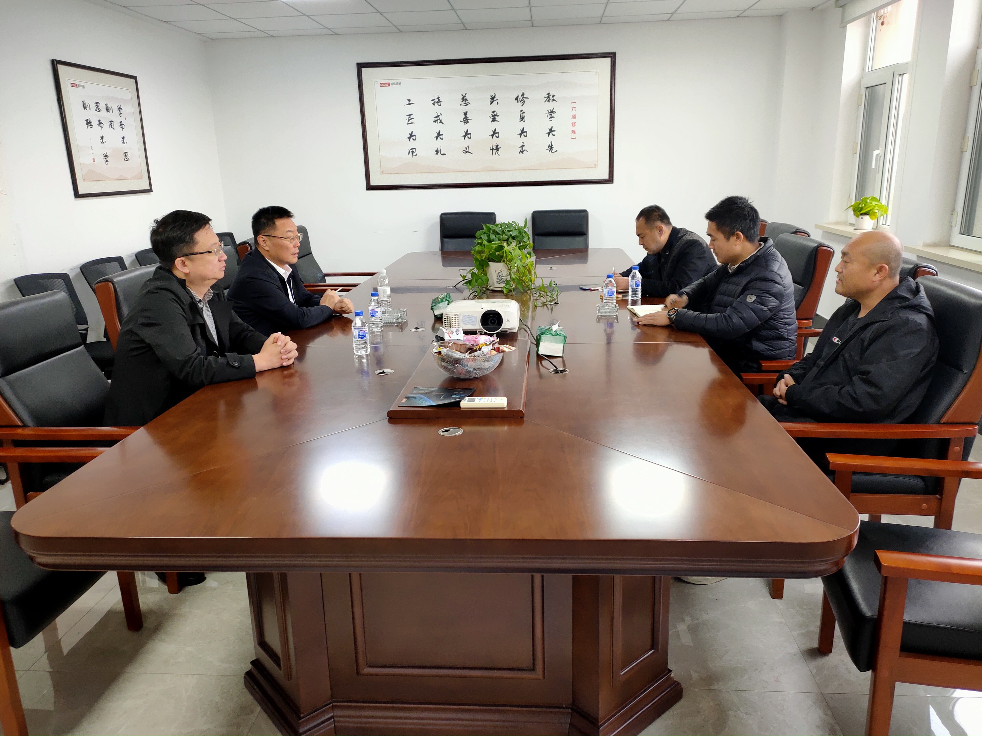 國信裝配|2024年10月18日華富電力公司董事長視察調(diào)研